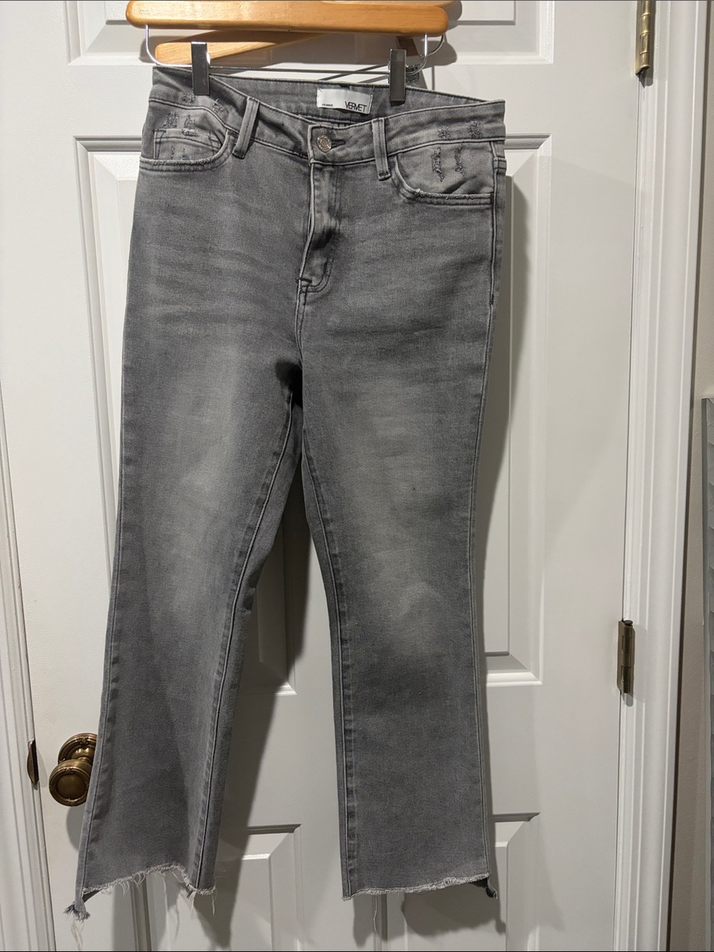 Vervet High-Rise Gray Cropped Straight Jeans